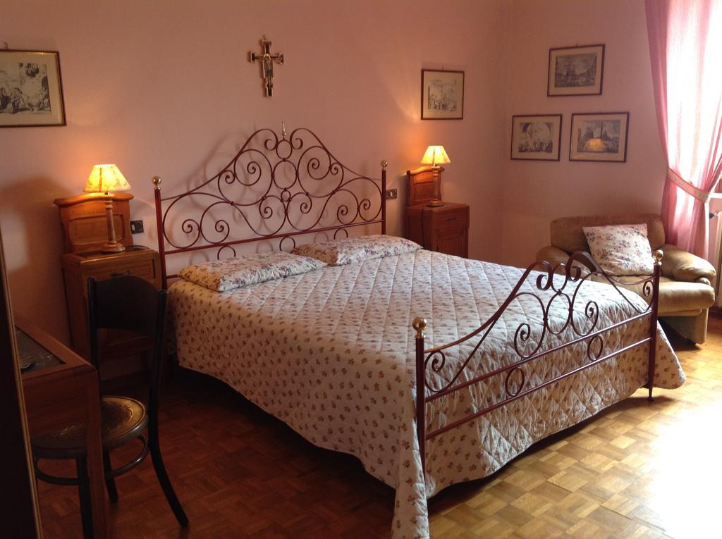 La Romita Ospitalita Rurale Familiare Villa Montisi Oda fotoğraf