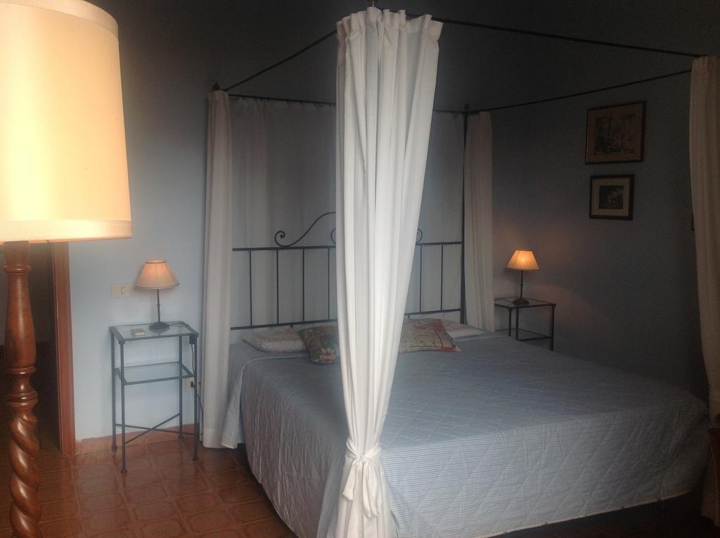 La Romita Ospitalita Rurale Familiare Villa Montisi Oda fotoğraf