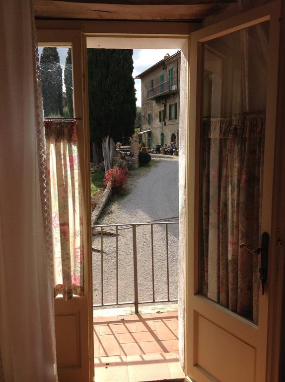 La Romita Ospitalita Rurale Familiare Villa Montisi Oda fotoğraf