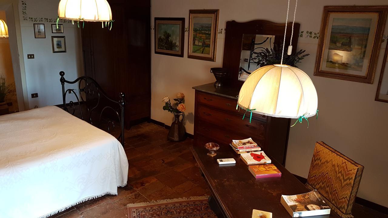 La Romita Ospitalita Rurale Familiare Villa Montisi Dış mekan fotoğraf